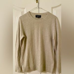 Banana Republic grey merino wool sweater